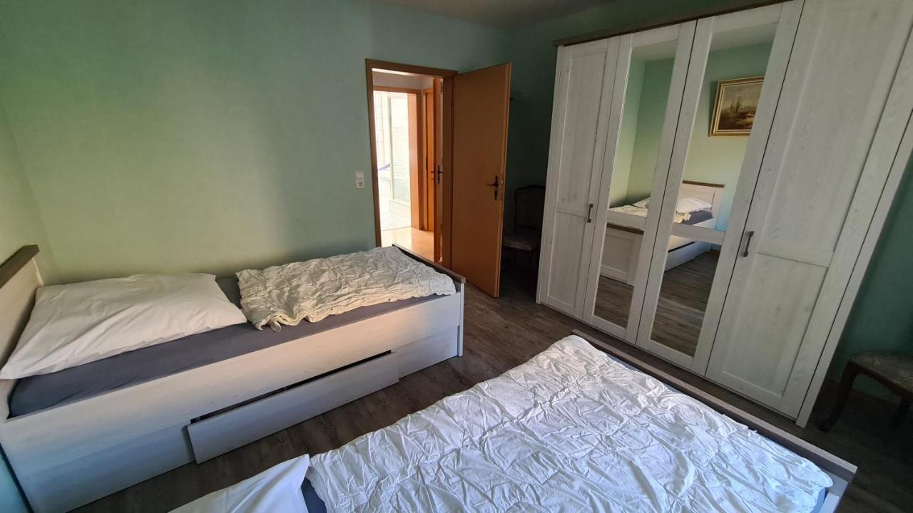Ferienwohnung Am Landschaftspark Duisburg-Nord Екстериор снимка